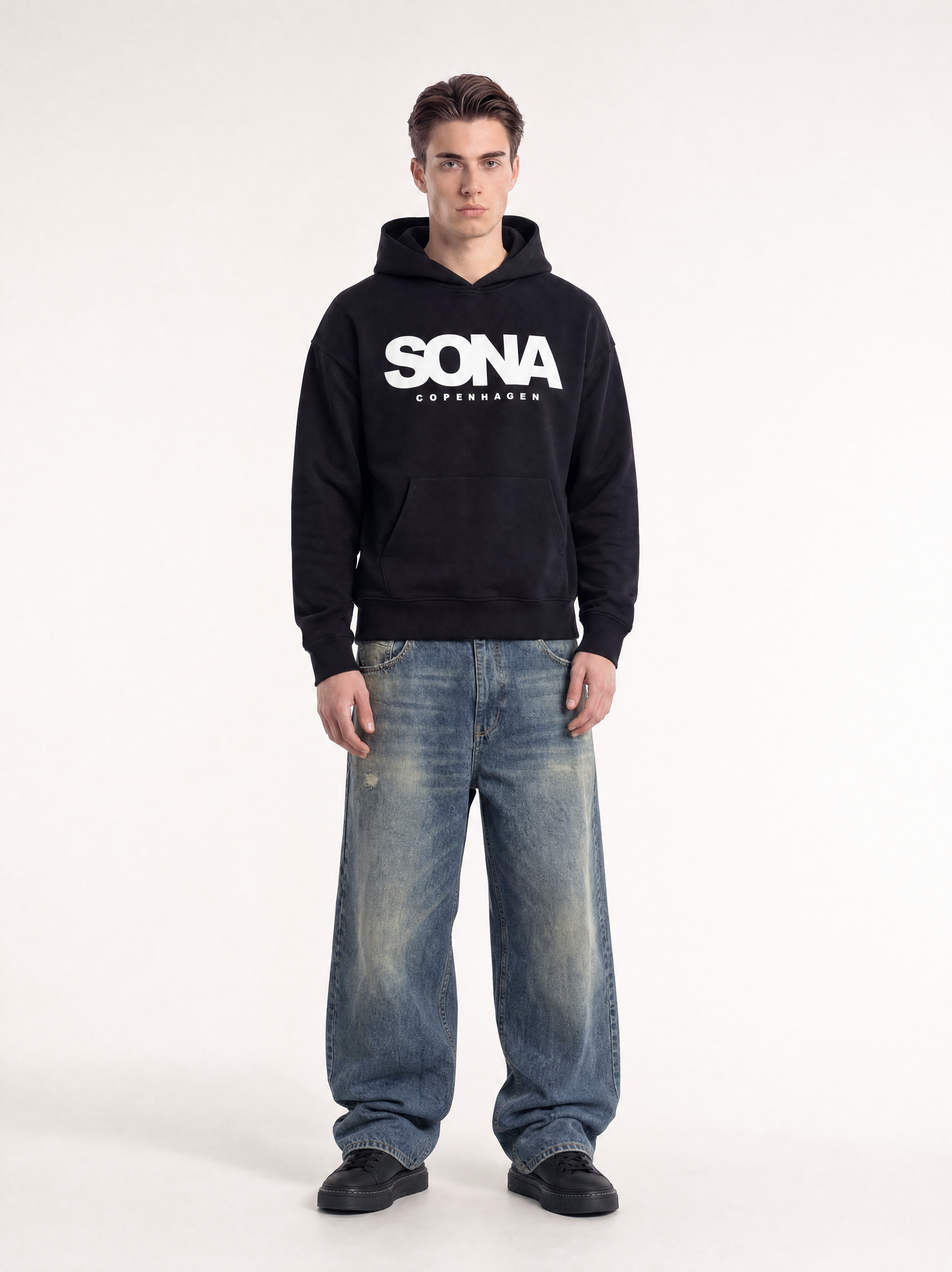 LOGO PRINT HOODIE